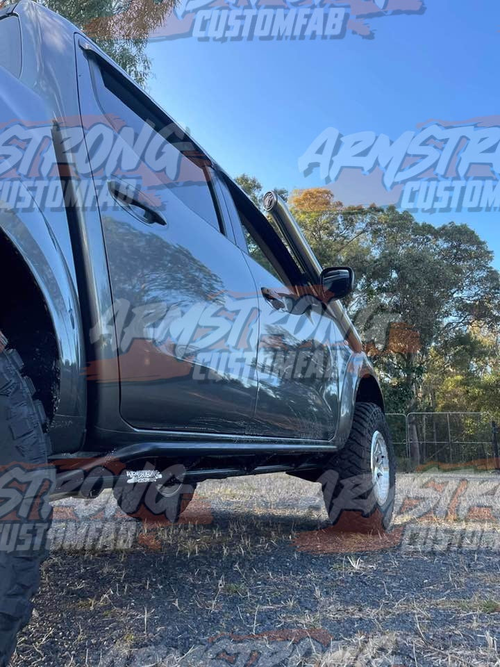 Nissan Navara np300 rocksliders